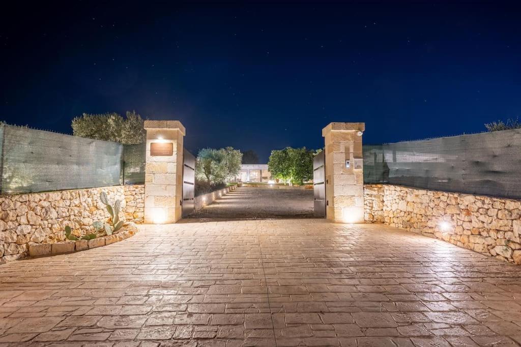Tenuta Traghetto Ostuni Eksteriør billede