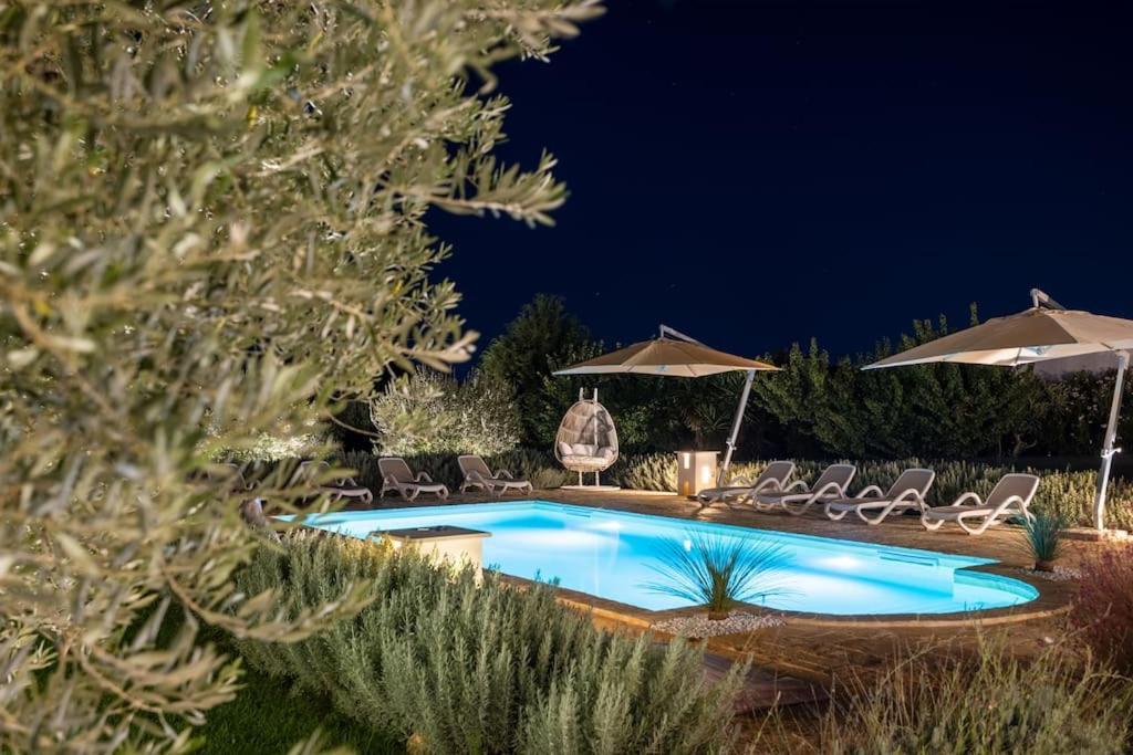 Tenuta Traghetto Ostuni Eksteriør billede